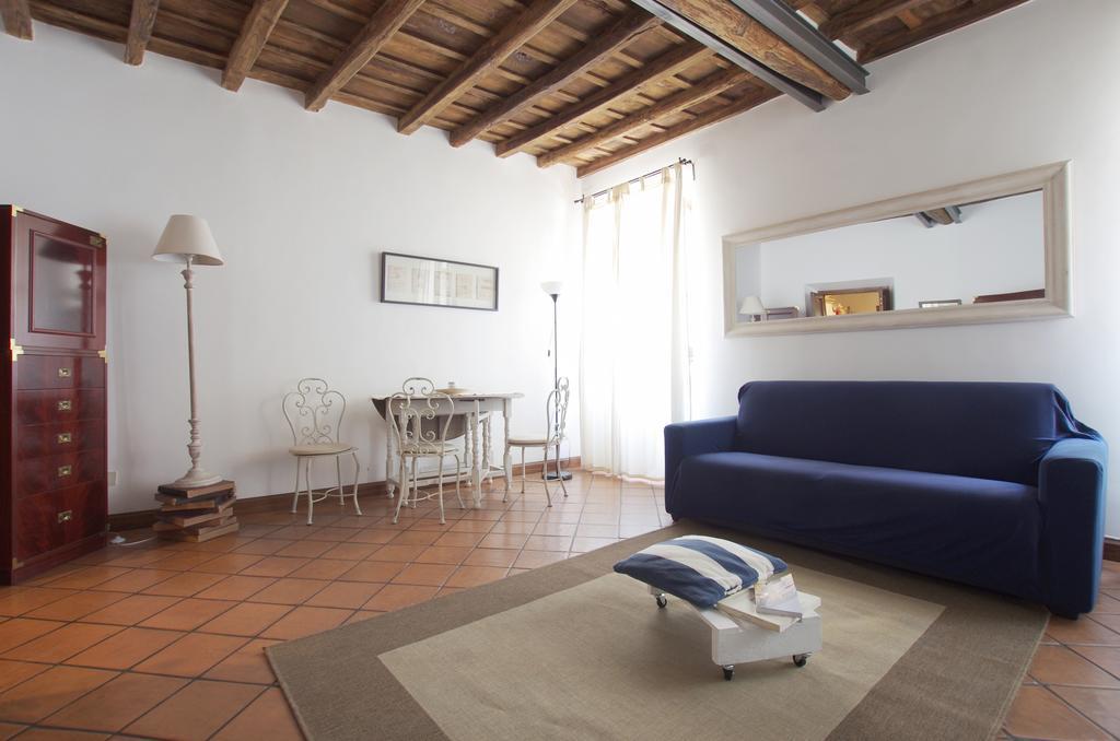 Апартаменты Vacanze Romane Centro Storico Trastevere Номер фото