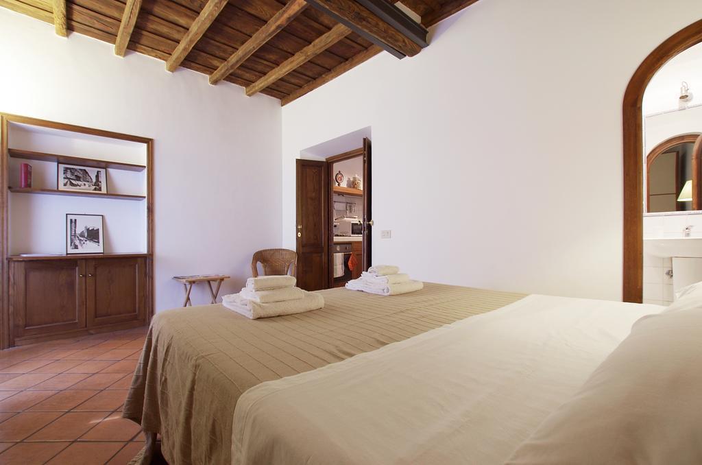 Апартаменты Vacanze Romane Centro Storico Trastevere Номер фото