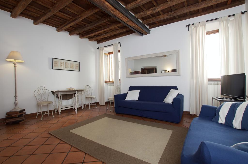 Апартаменты Vacanze Romane Centro Storico Trastevere Номер фото